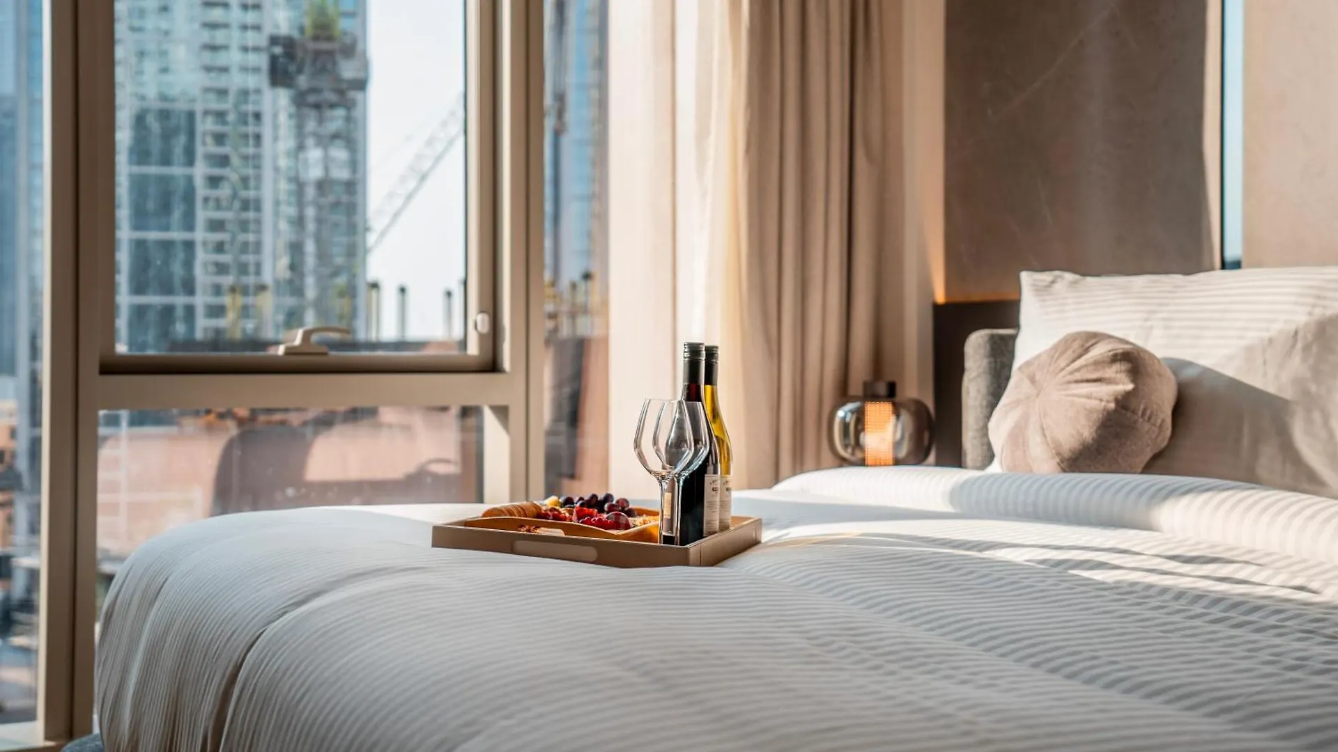 Luxury 1-Bedroom Holiday Apartment In Downtown Dubai I Walk To Dubai Mall And Fountains
