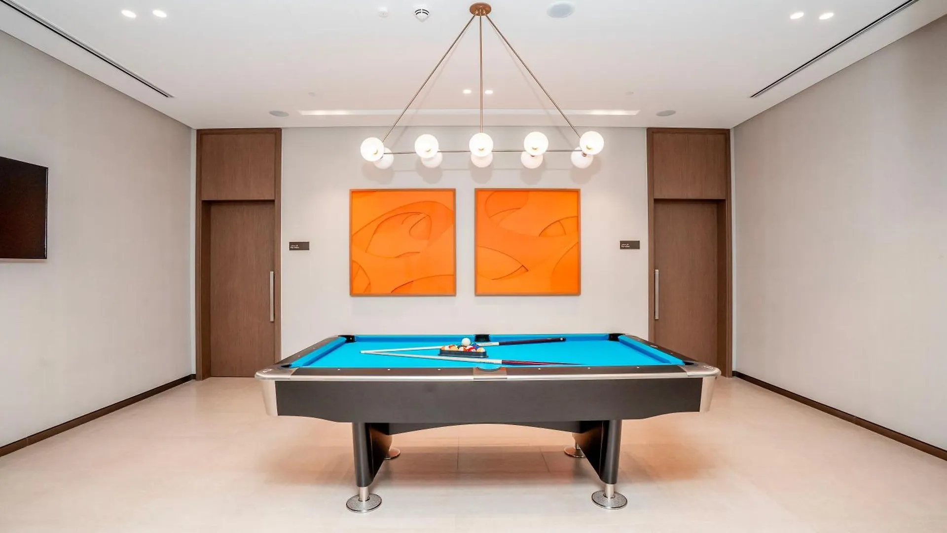 Luxury 1-Bedroom Holiday Apartment In Downtown Dubai I Walk To Dubai Mall And Fountains