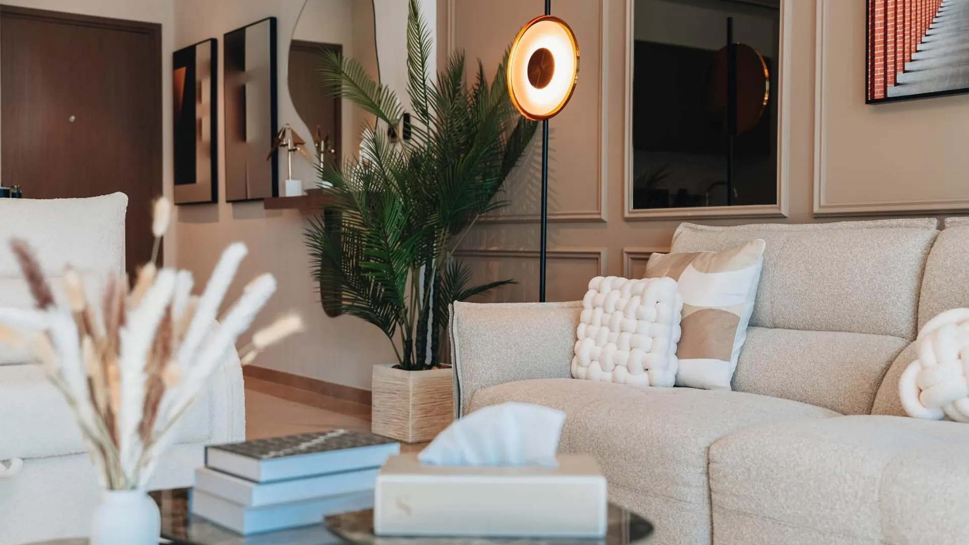 Luxury 1-Bedroom Holiday Apartment In Downtown Dubai I Walk To Dubai Mall And Fountains